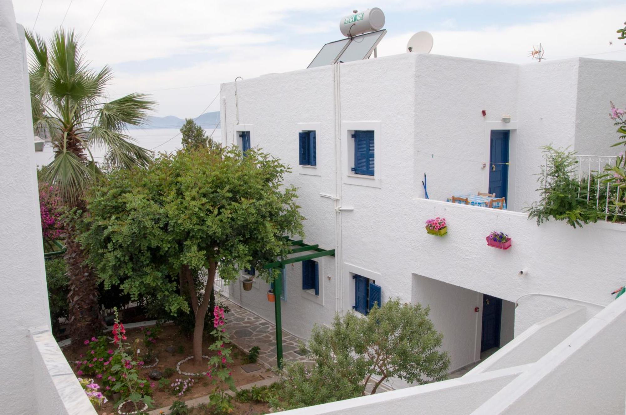 Tatsis Apartments Masouri Exteriör bild