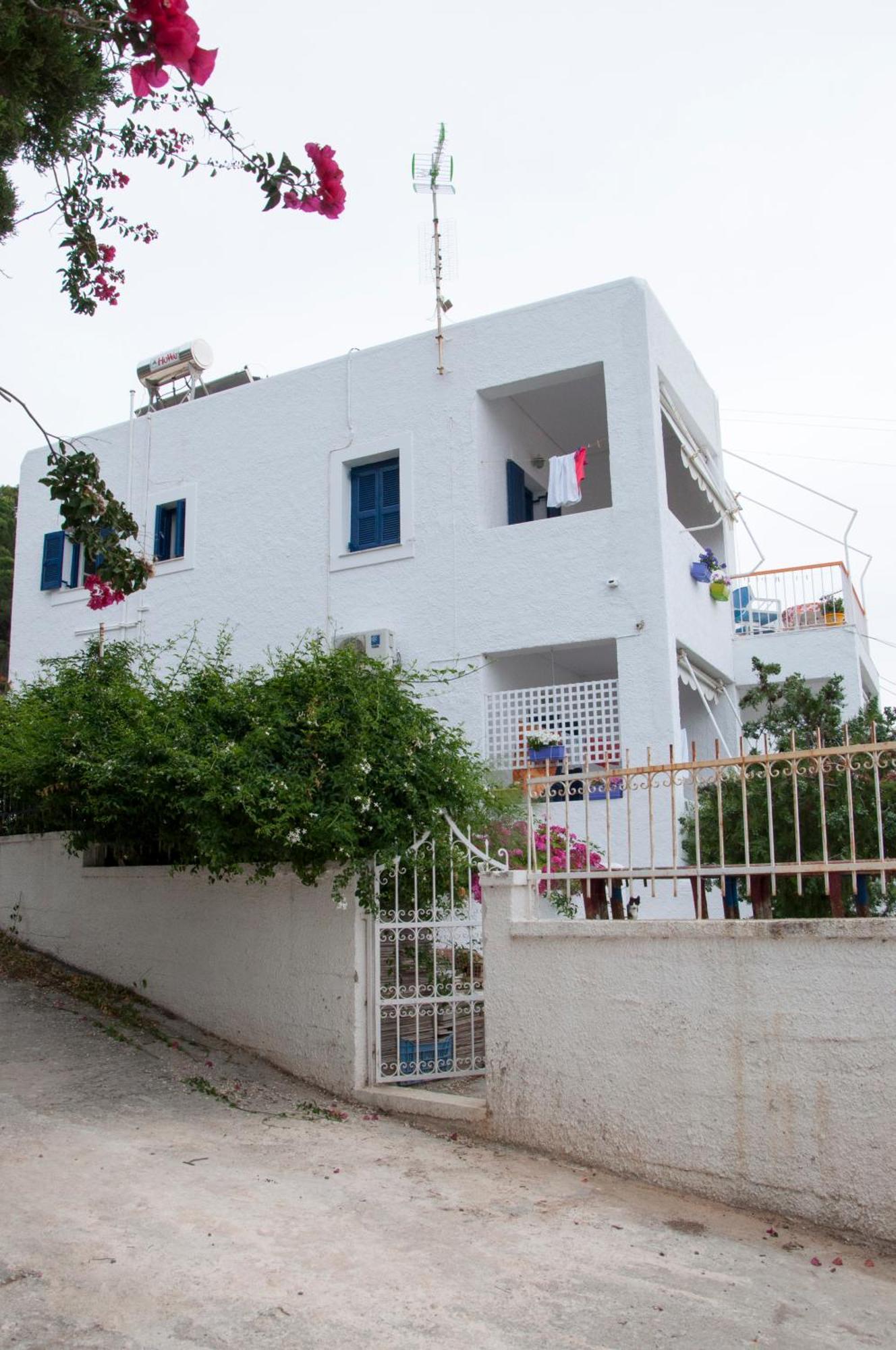 Tatsis Apartments Masouri Exteriör bild