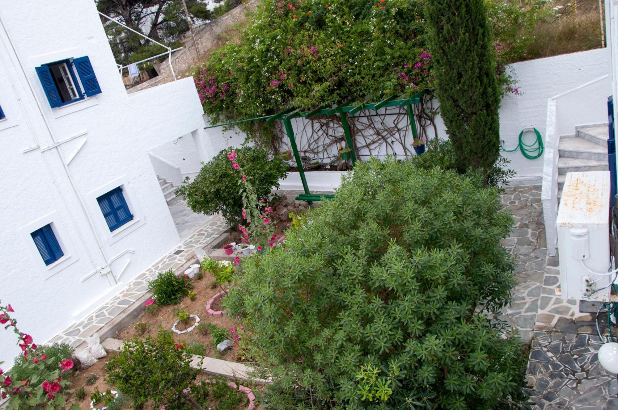 Tatsis Apartments Masouri Exteriör bild
