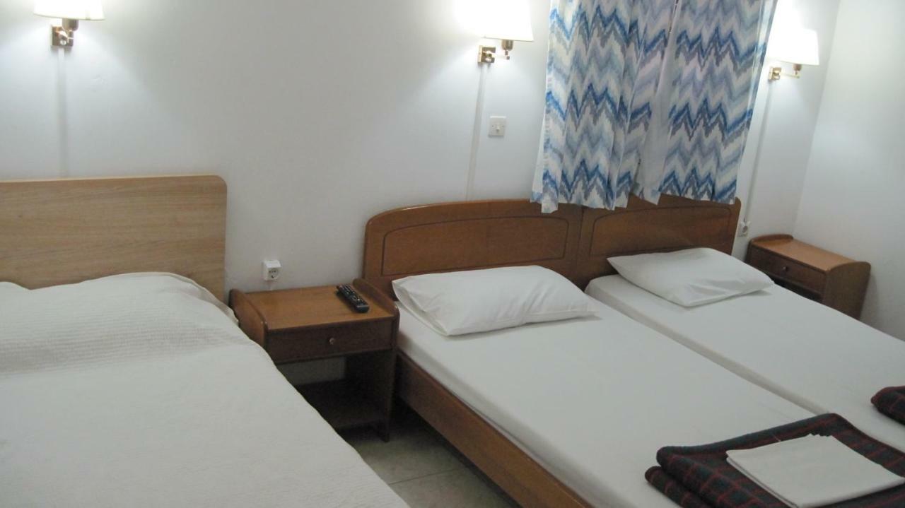 Tatsis Apartments Masouri Exteriör bild