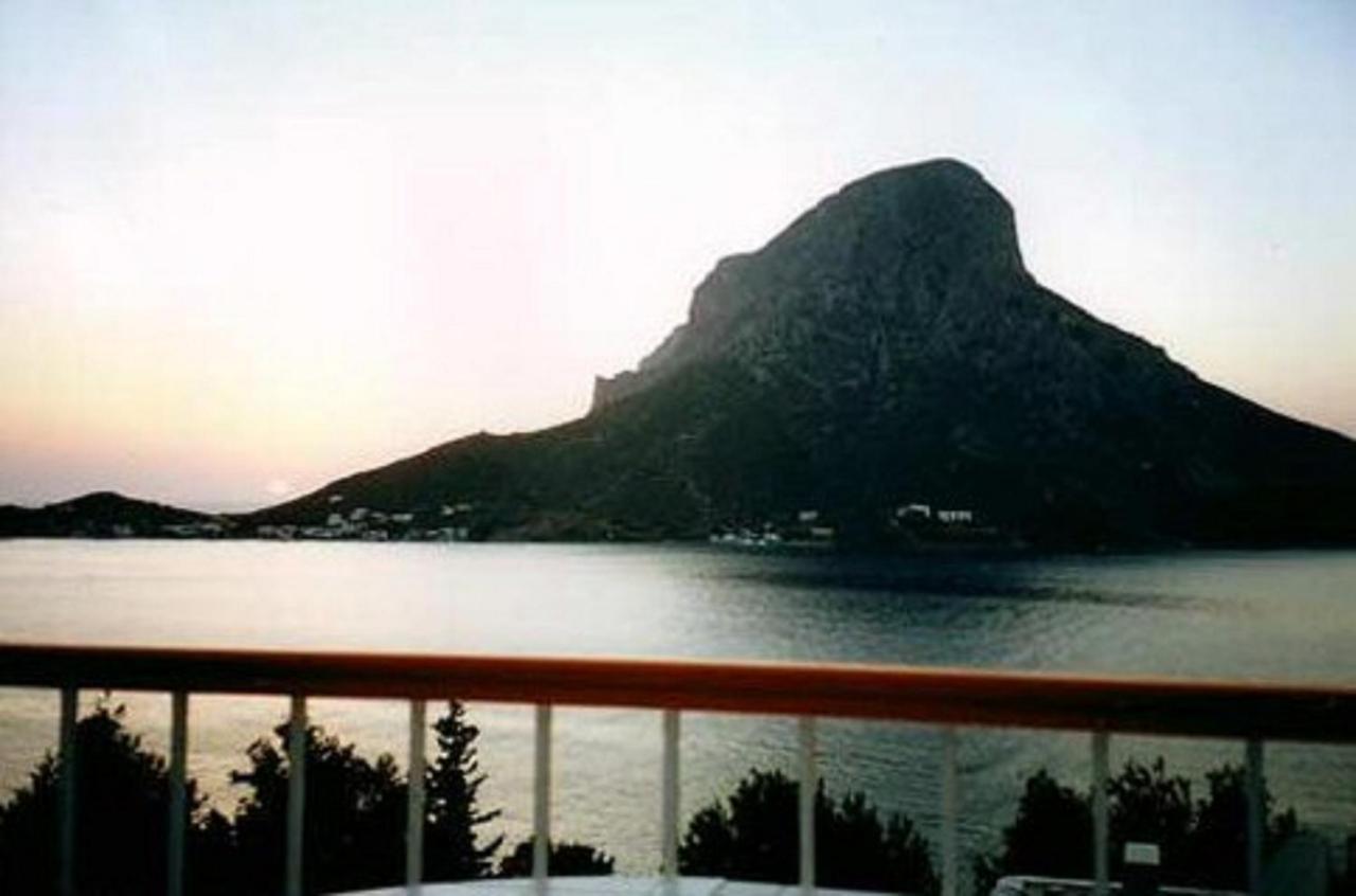 Tatsis Apartments Masouri Exteriör bild